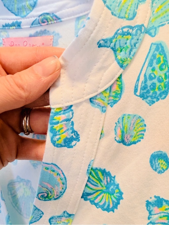 Lilly Pulitzer Shell Print V-Neck Women's Knit Tunic Top -NWOT - Picture 6 of 7